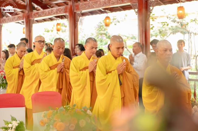 Wedding Ceremony at the pagoda