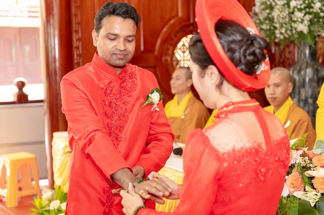 Wedding Ceremony at the pagoda