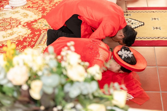 Wedding Ceremony at the pagoda