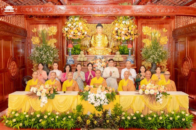 Wedding Ceremony at the pagoda