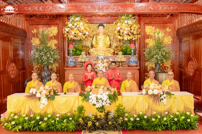 Wedding Ceremony at the pagoda