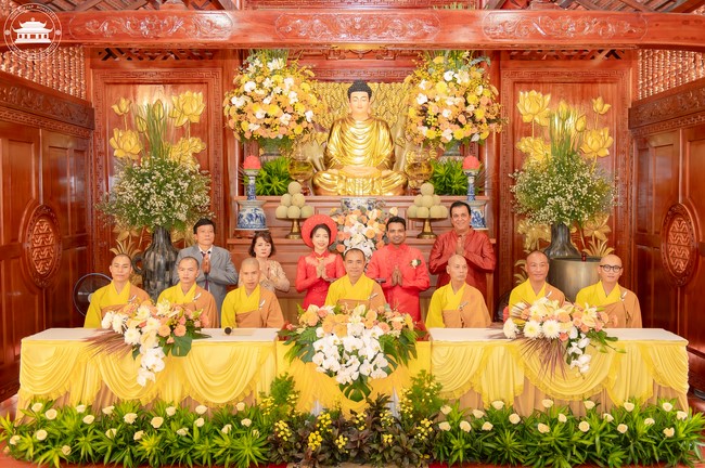 Wedding Ceremony at the pagoda