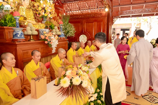 Wedding Ceremony at the pagoda