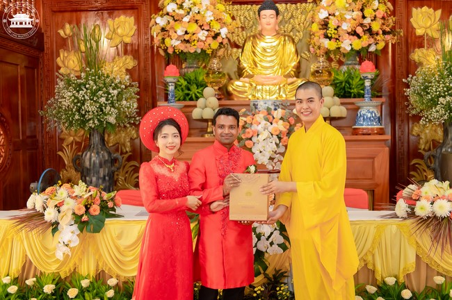 Wedding Ceremony at the pagoda