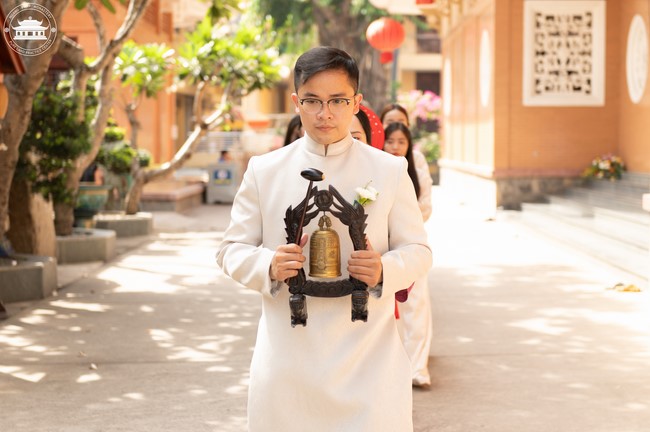 Wedding Ceremony at the pagoda