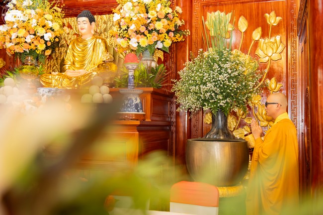 Wedding Ceremony at the pagoda
