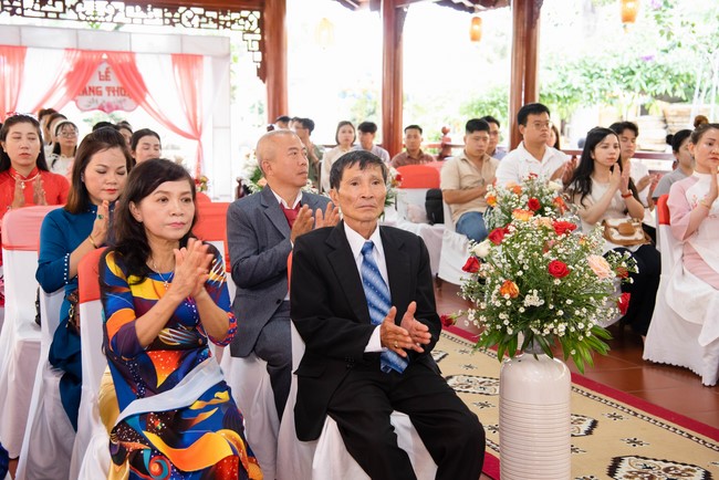 Wedding Ceremony at the pagoda