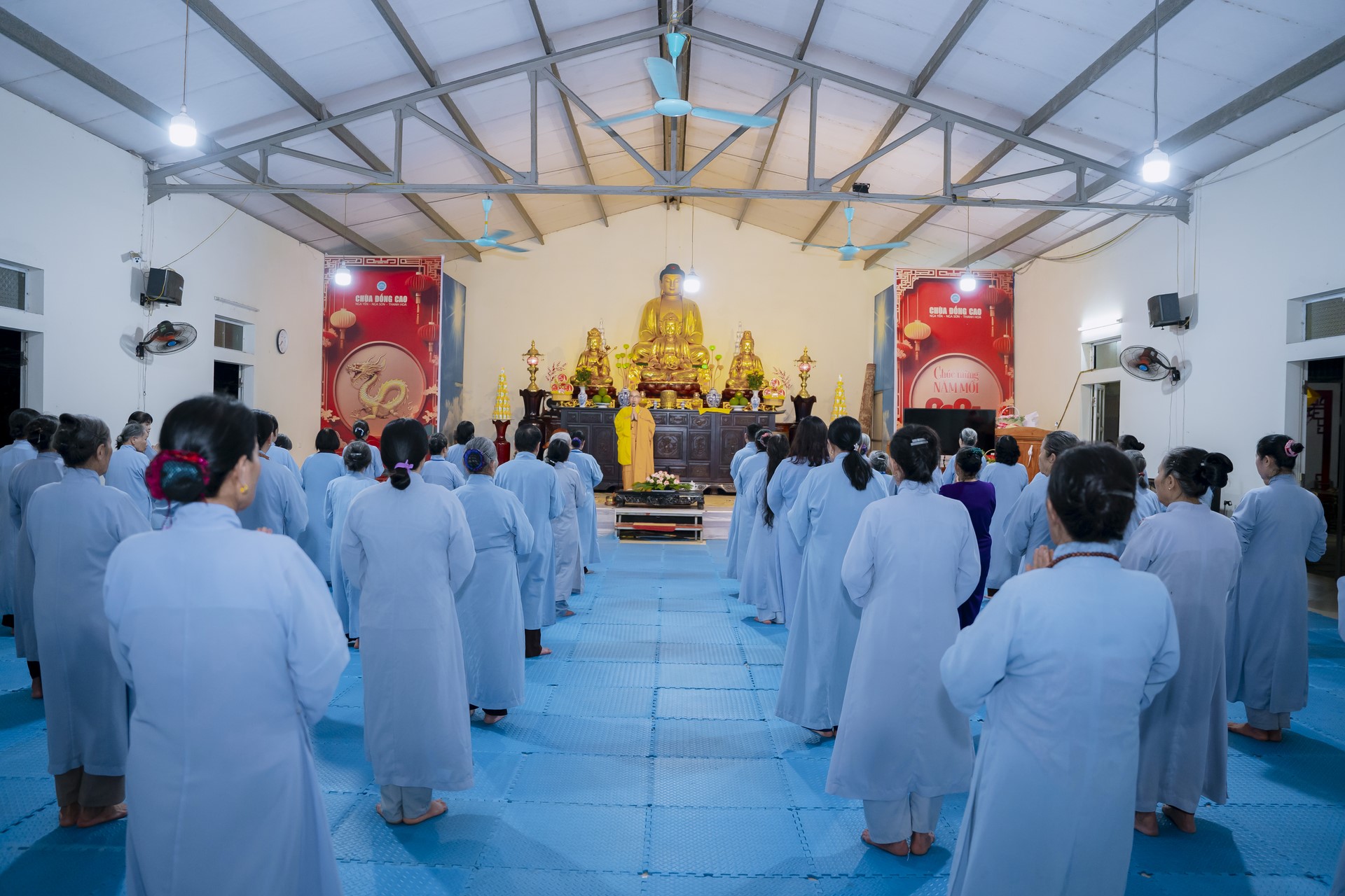 The 22nd Retreat “Learning the Practice as the Buddha Teachings” and a repentance ceremony at Dong Cao Pagoda, Thanh Hoa