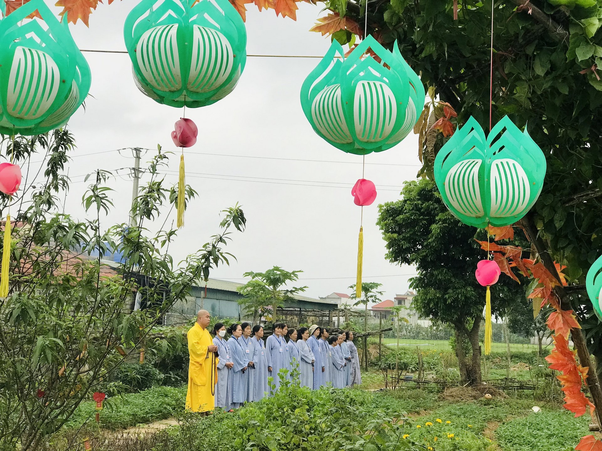 The 22nd Retreat “Learning the Practice as the Buddha Teachings” and a repentance ceremony at Dong Cao Pagoda, Thanh Hoa