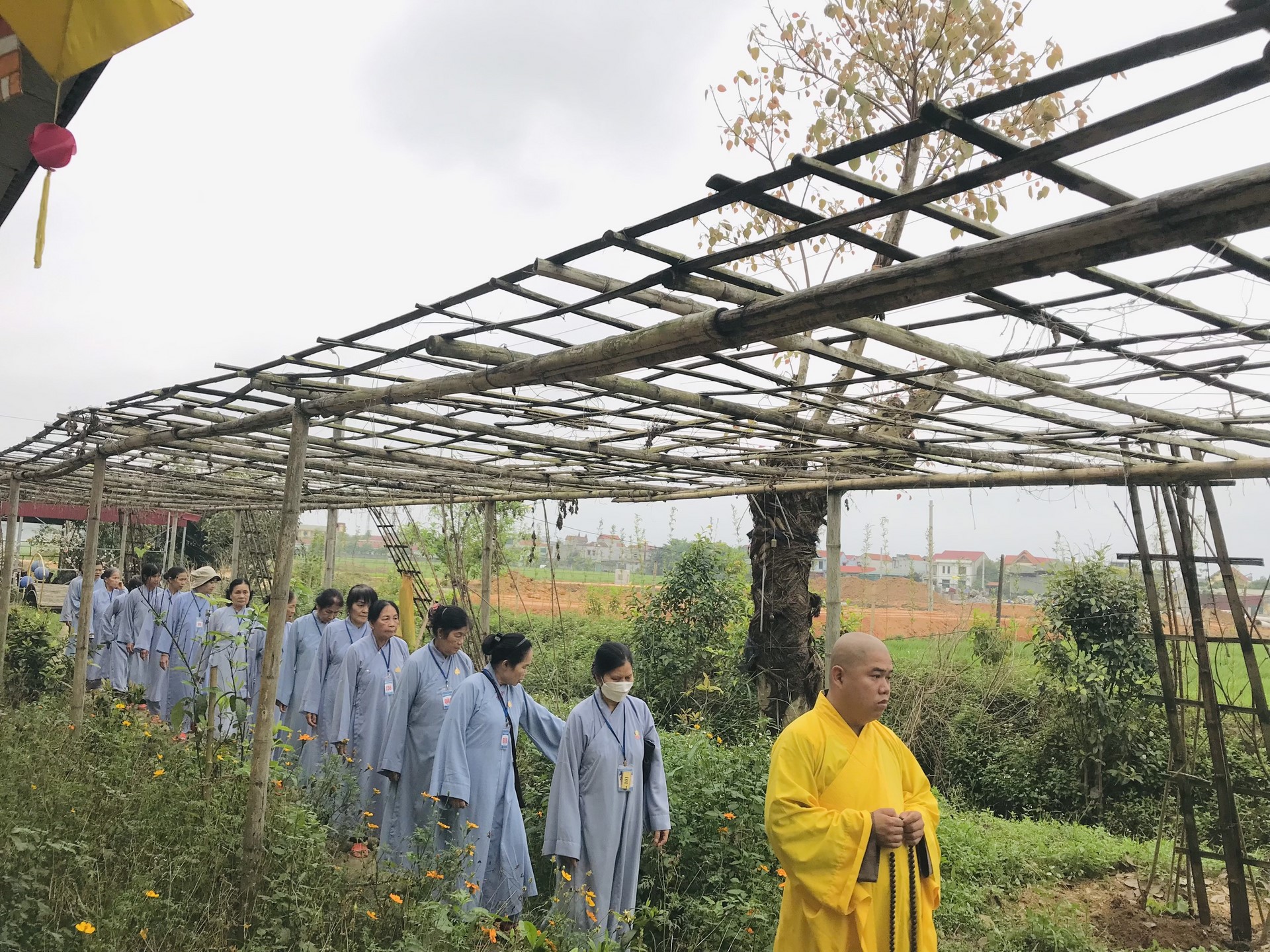 The 22nd Retreat “Learning the Practice as the Buddha Teachings” and a repentance ceremony at Dong Cao Pagoda, Thanh Hoa