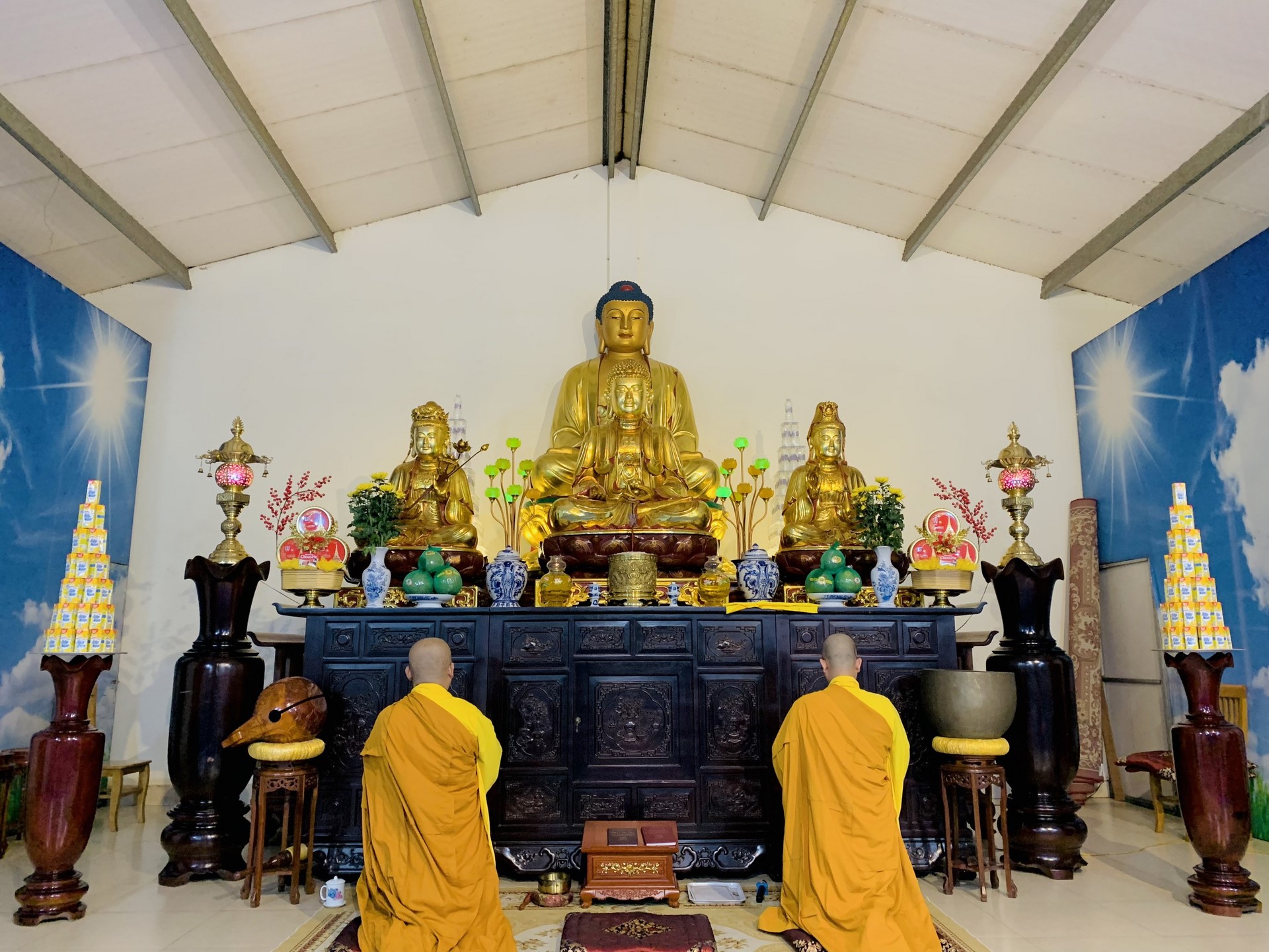 The 22nd Retreat “Learning the Practice as the Buddha Teachings” and a repentance ceremony at Dong Cao Pagoda, Thanh Hoa