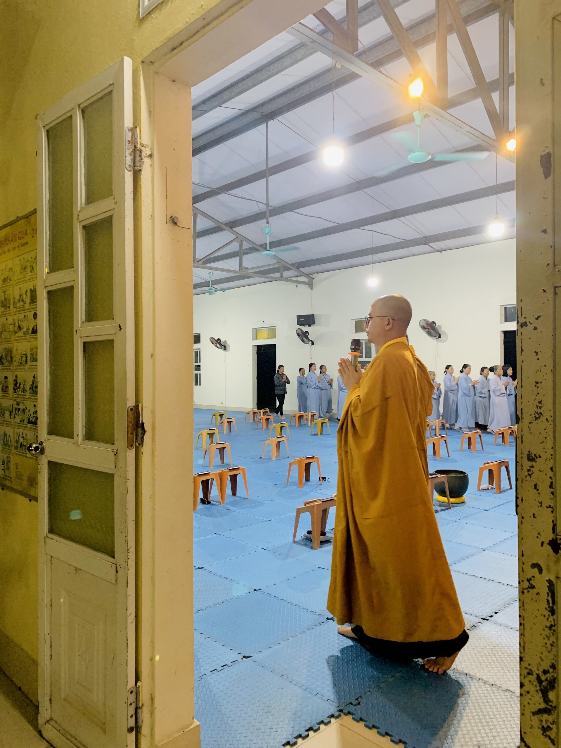 The 22nd Retreat “Learning the Practice as the Buddha Teachings” and a repentance ceremony at Dong Cao Pagoda, Thanh Hoa
