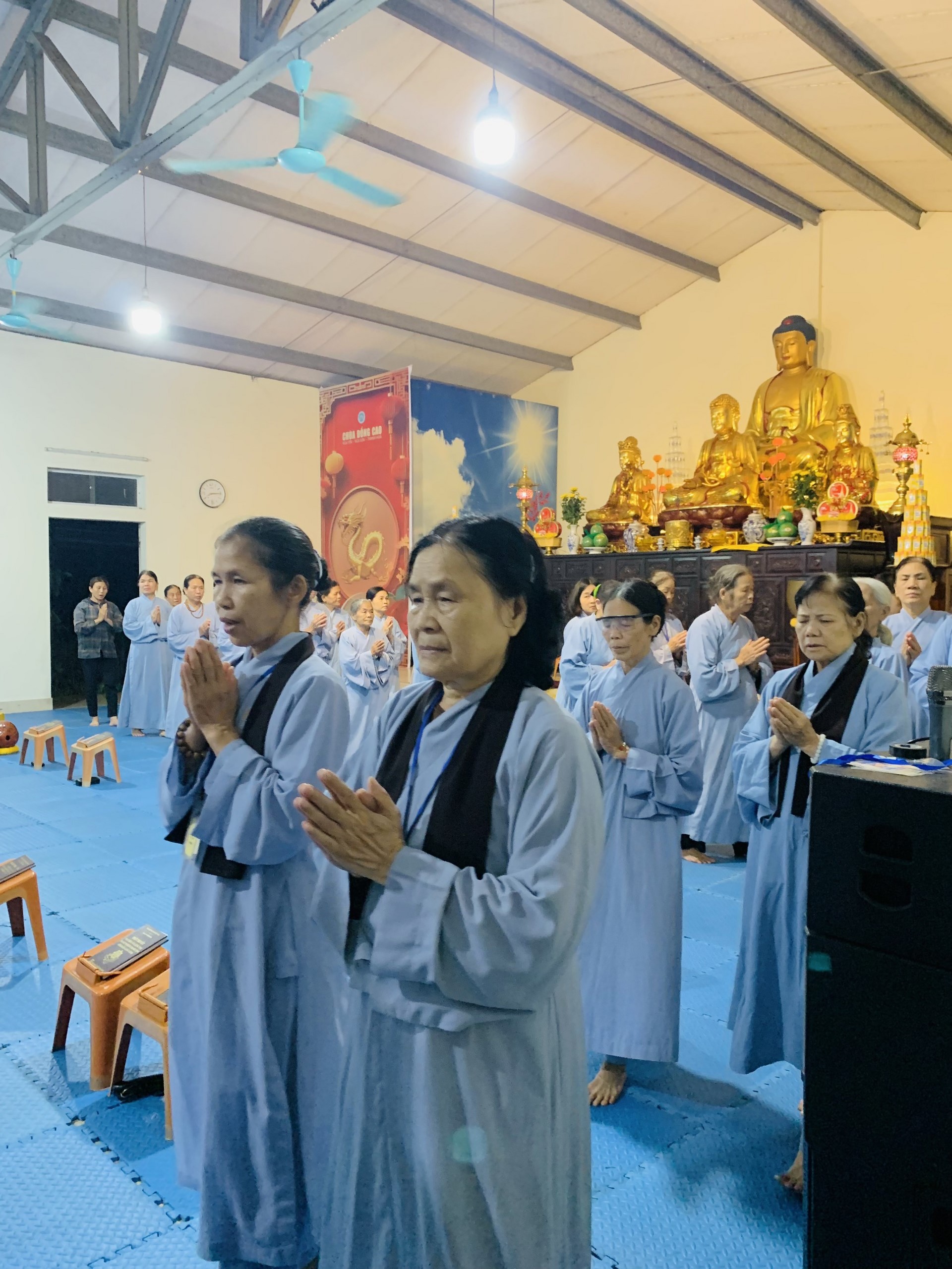 The 22nd Retreat “Learning the Practice as the Buddha Teachings” and a repentance ceremony at Dong Cao Pagoda, Thanh Hoa