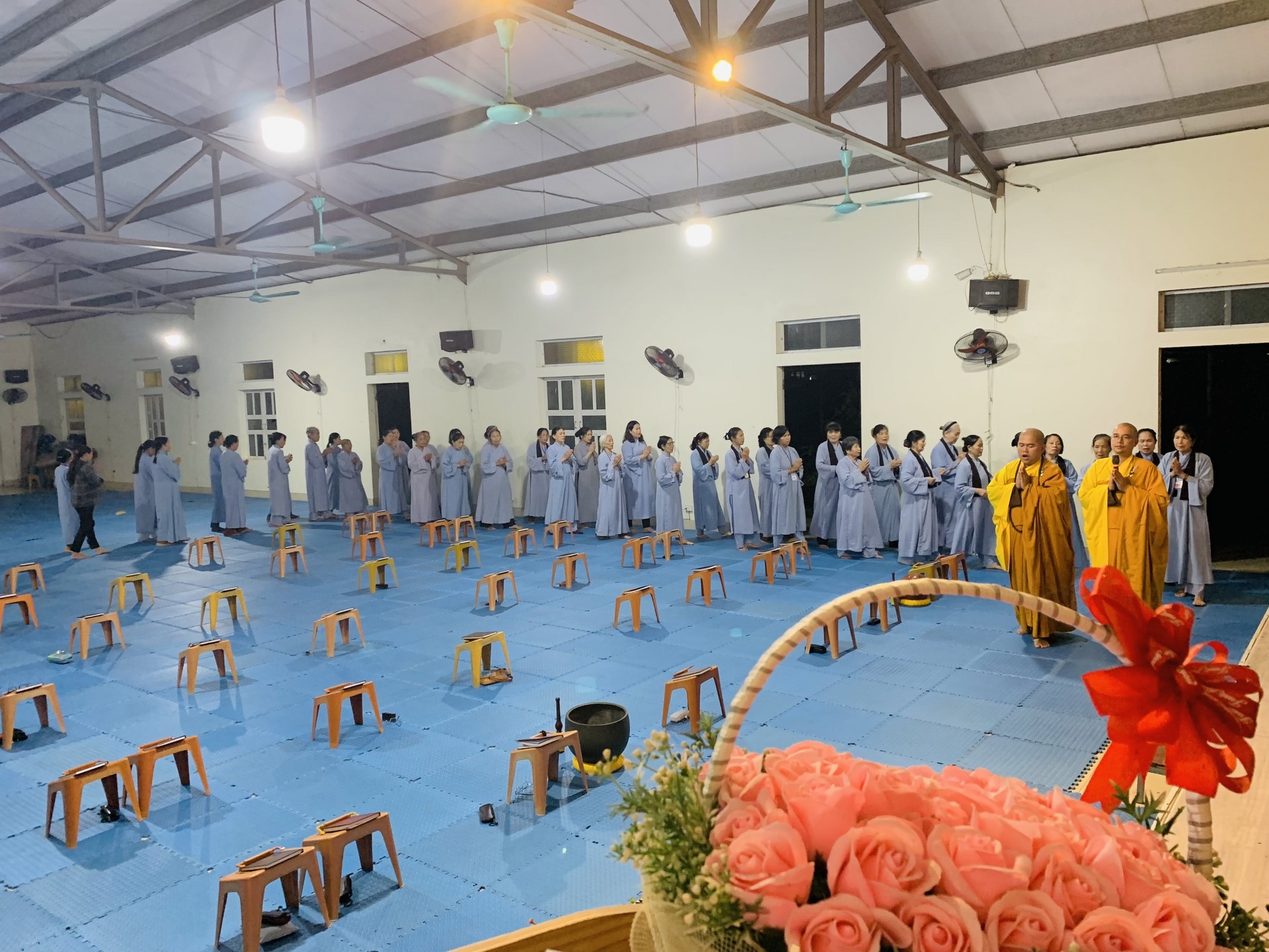 The 22nd Retreat “Learning the Practice as the Buddha Teachings” and a repentance ceremony at Dong Cao Pagoda, Thanh Hoa