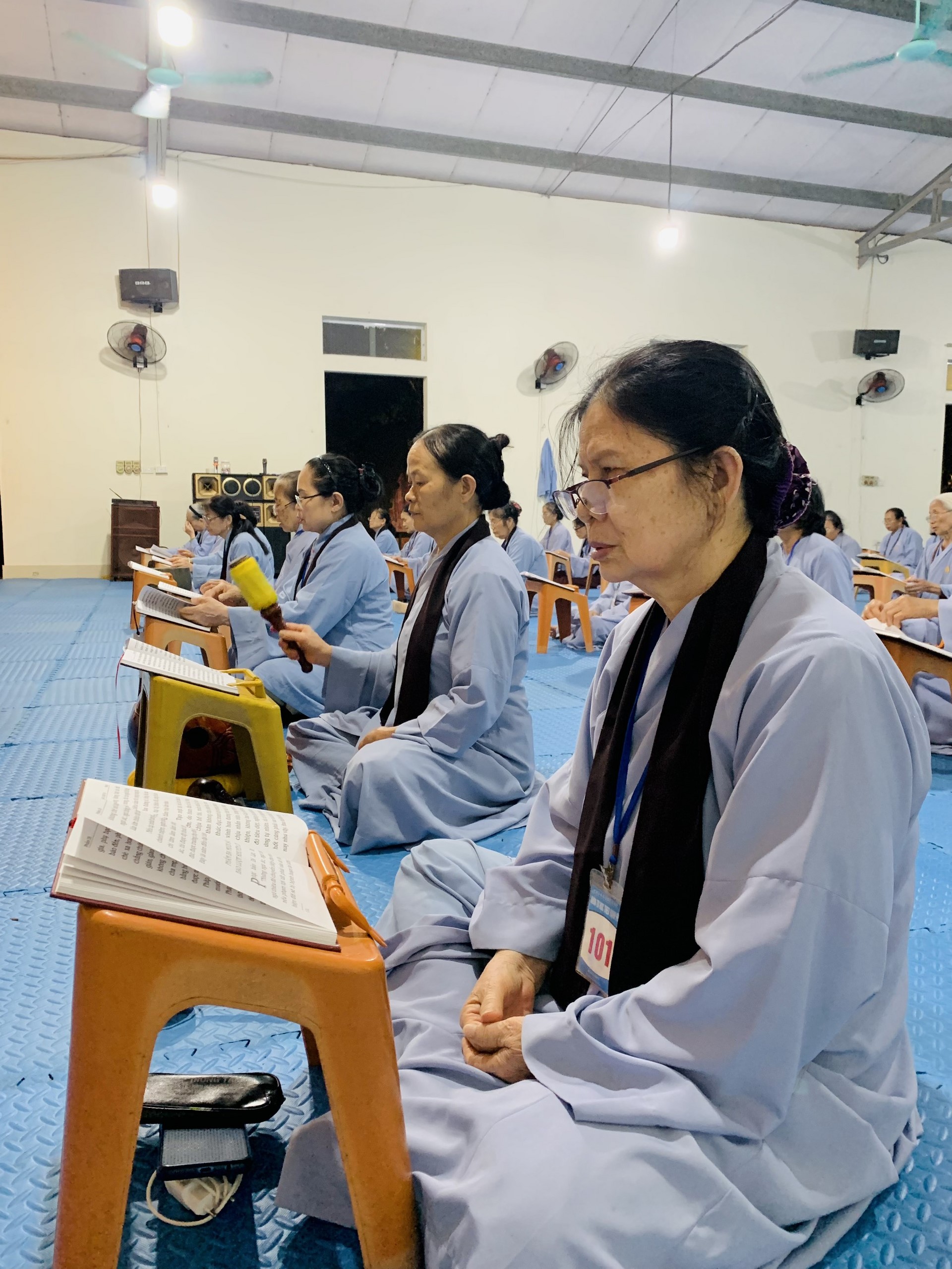 The 22nd Retreat “Learning the Practice as the Buddha Teachings” and a repentance ceremony at Dong Cao Pagoda, Thanh Hoa