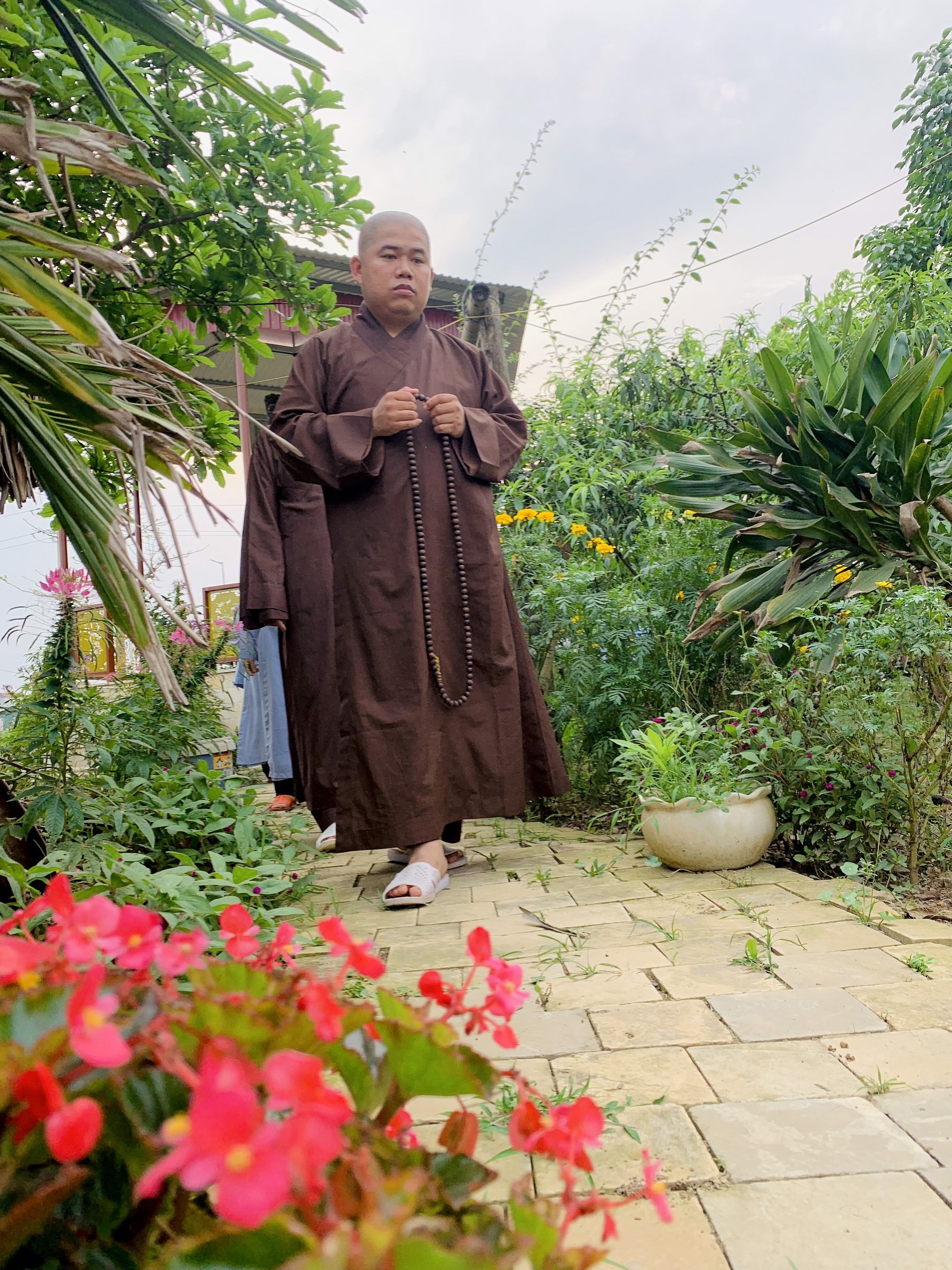 The 22nd Retreat “Learning the Practice as the Buddha Teachings” and a repentance ceremony at Dong Cao Pagoda, Thanh Hoa
