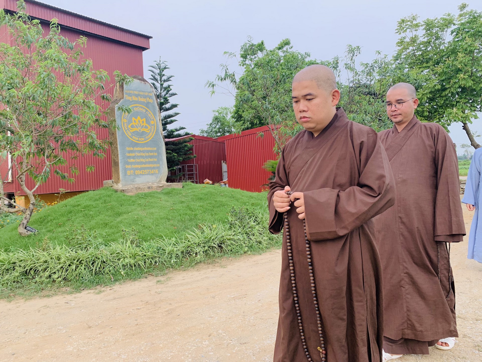 The 22nd Retreat “Learning the Practice as the Buddha Teachings” and a repentance ceremony at Dong Cao Pagoda, Thanh Hoa