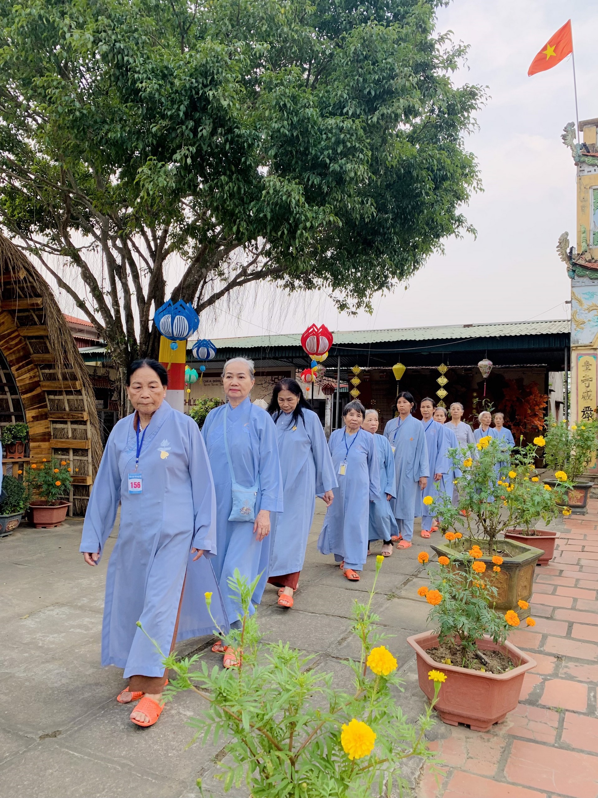 The 22nd Retreat “Learning the Practice as the Buddha Teachings” and a repentance ceremony at Dong Cao Pagoda, Thanh Hoa
