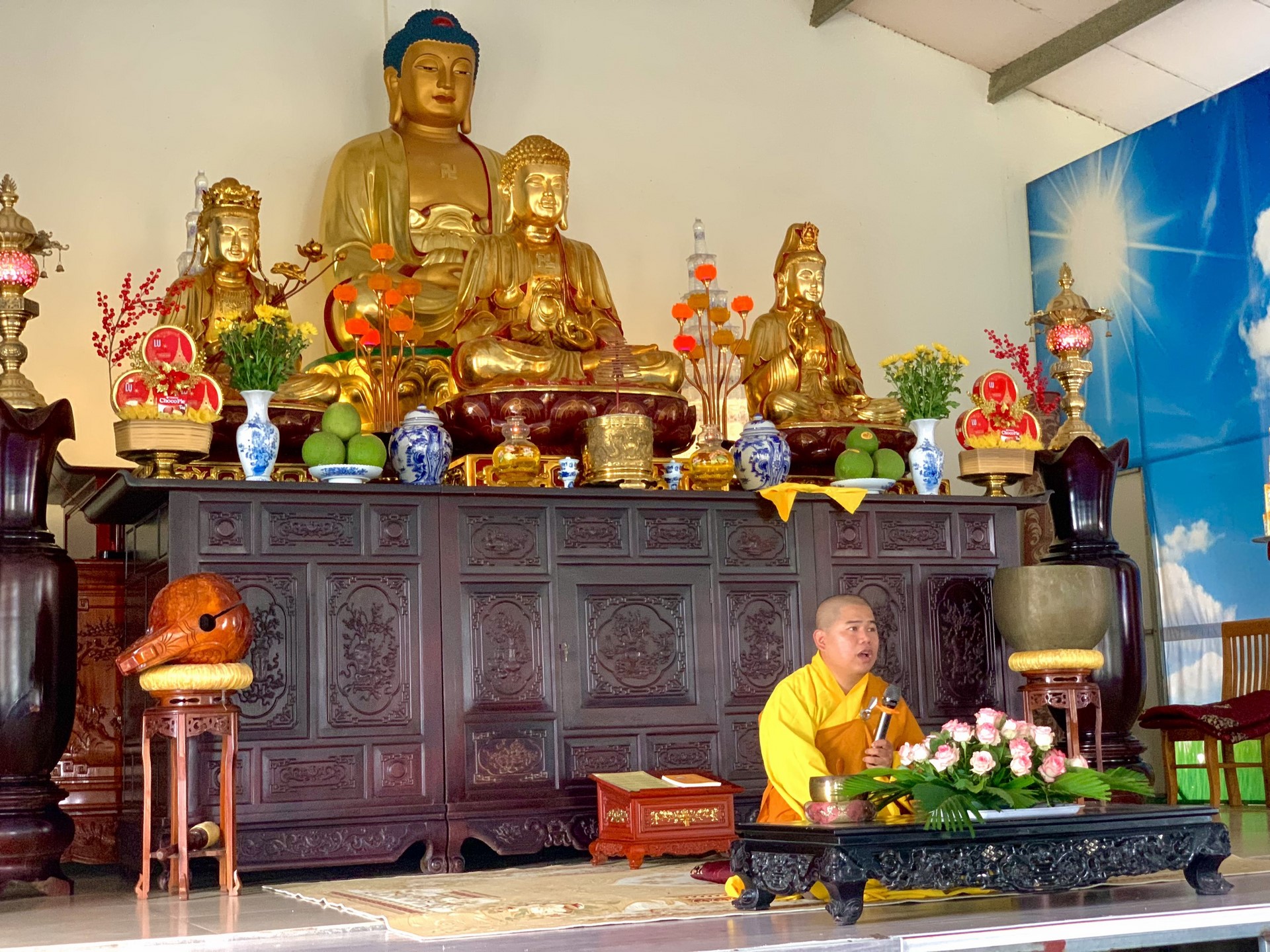 The 22nd Retreat “Learning the Practice as the Buddha Teachings” and a repentance ceremony at Dong Cao Pagoda, Thanh Hoa