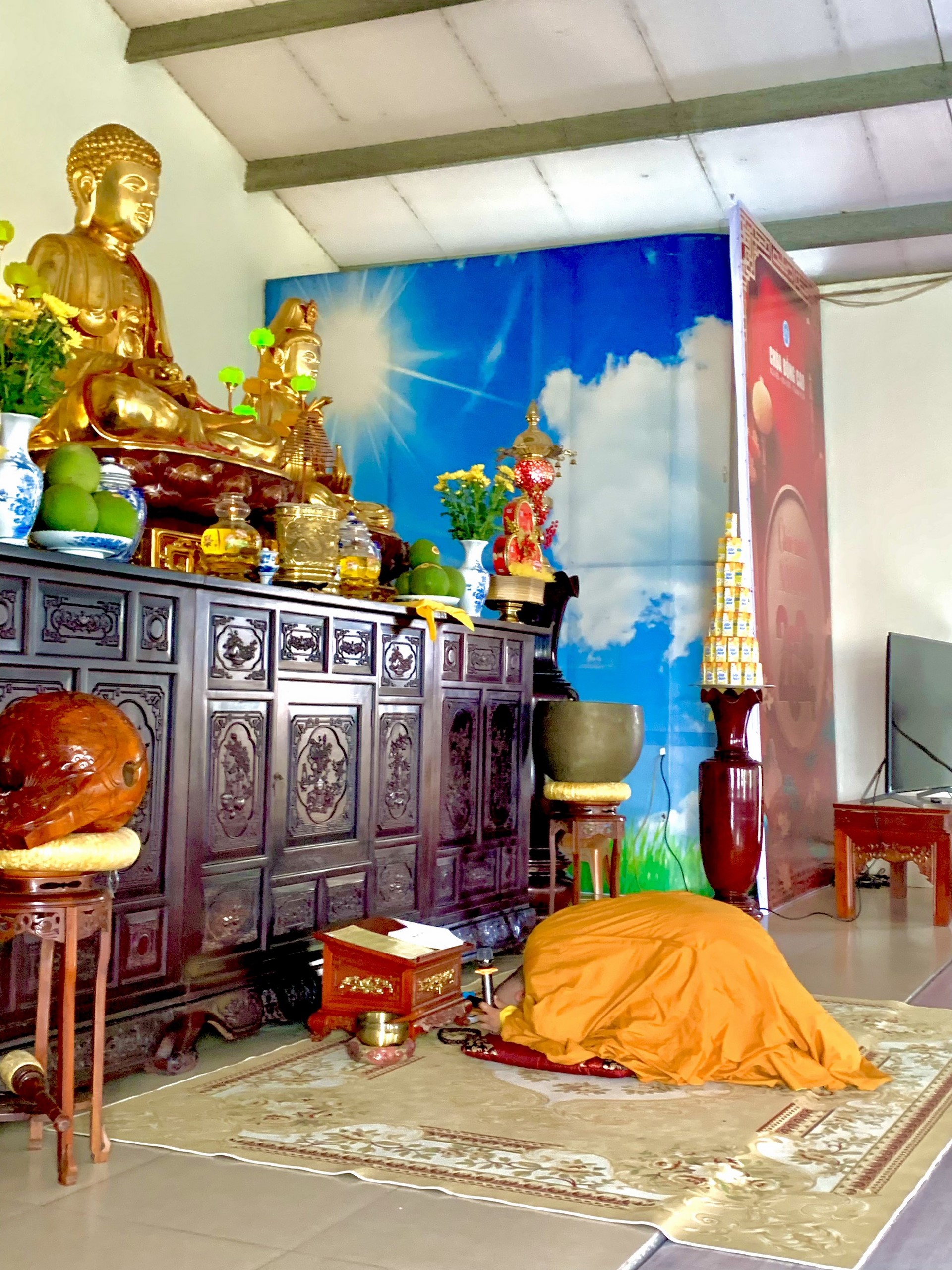 The 22nd Retreat “Learning the Practice as the Buddha Teachings” and a repentance ceremony at Dong Cao Pagoda, Thanh Hoa