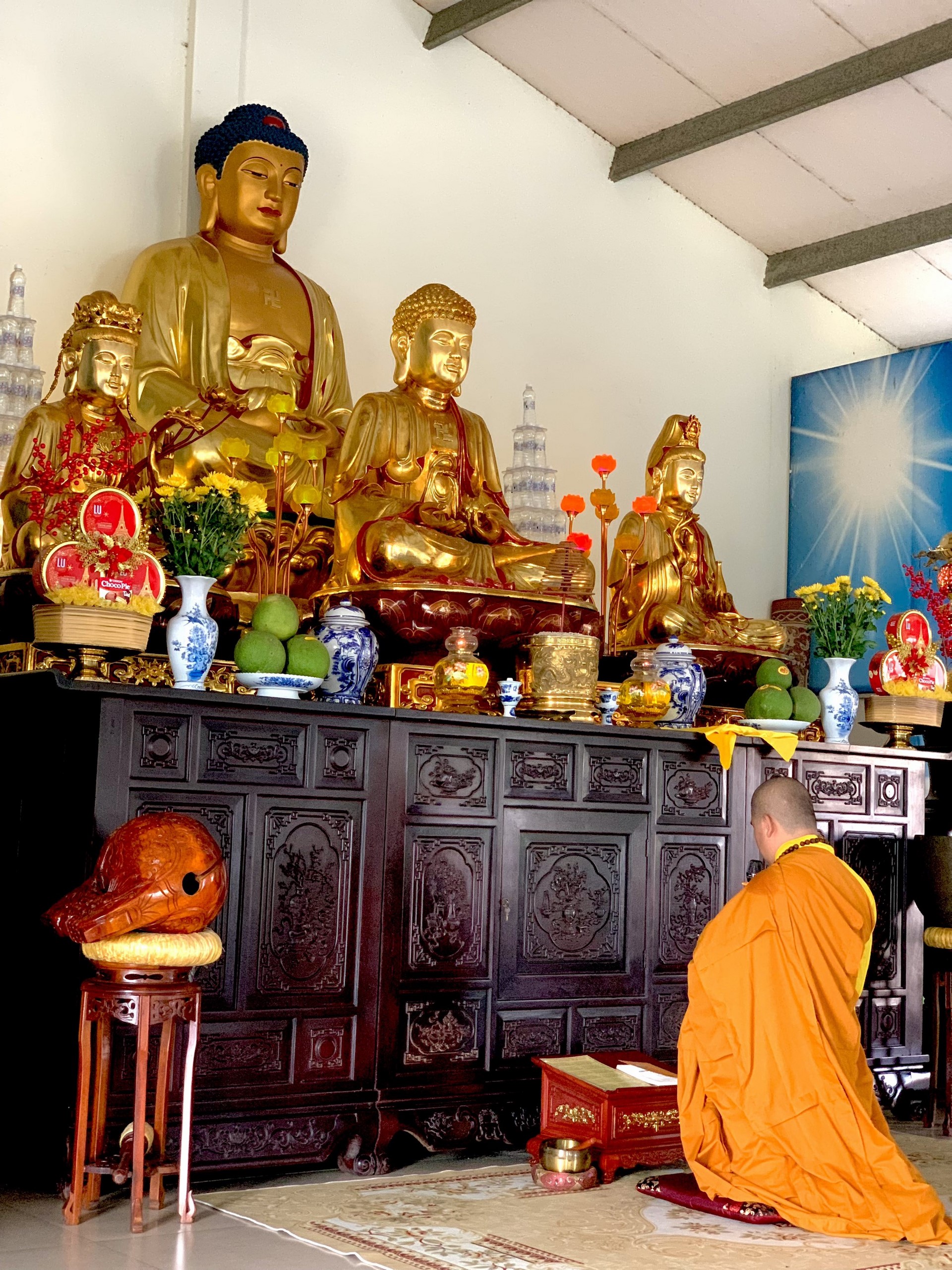 The 22nd Retreat “Learning the Practice as the Buddha Teachings” and a repentance ceremony at Dong Cao Pagoda, Thanh Hoa