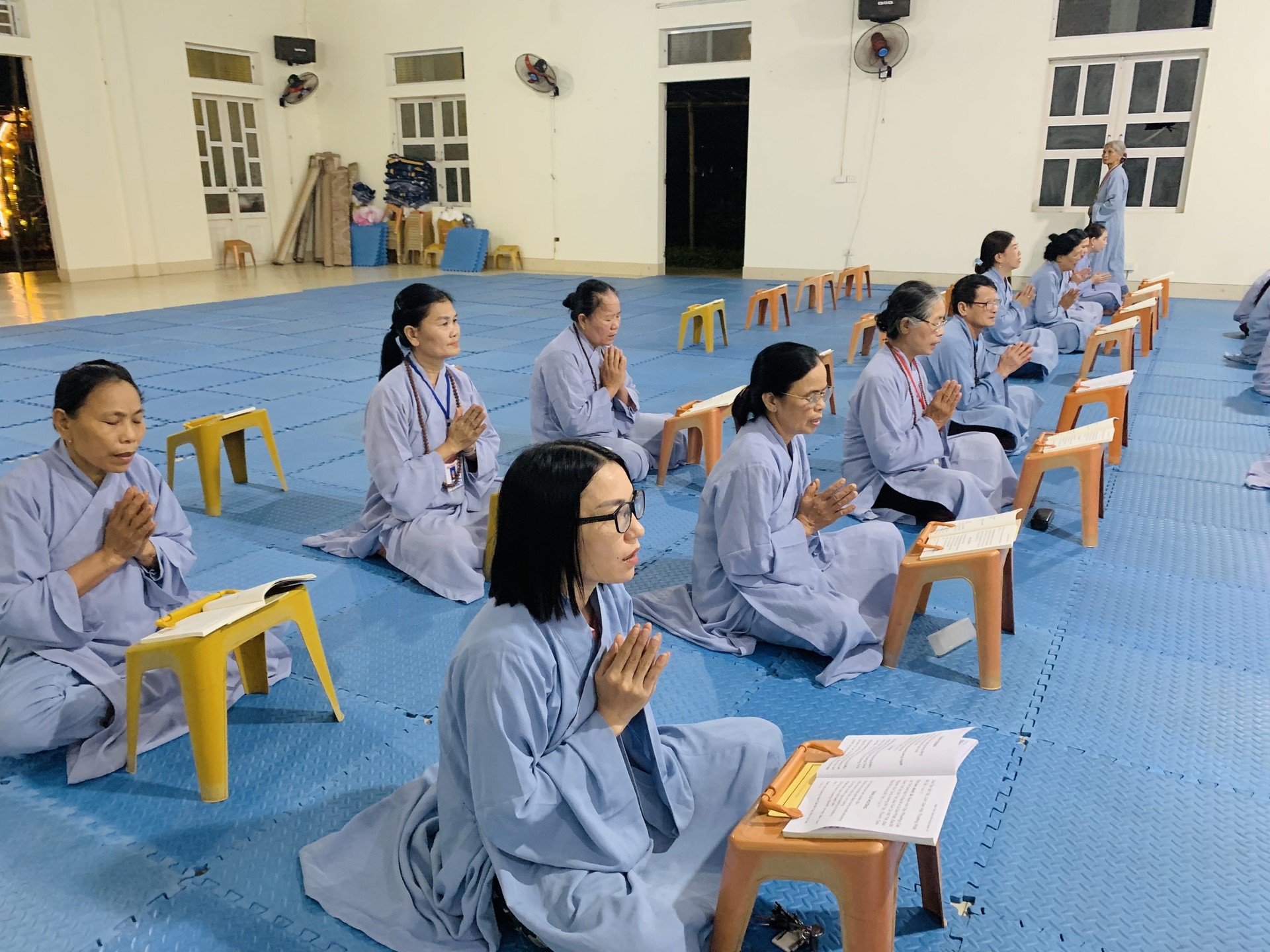 The 22nd Retreat “Learning the Practice as the Buddha Teachings” and a repentance ceremony at Dong Cao Pagoda, Thanh Hoa