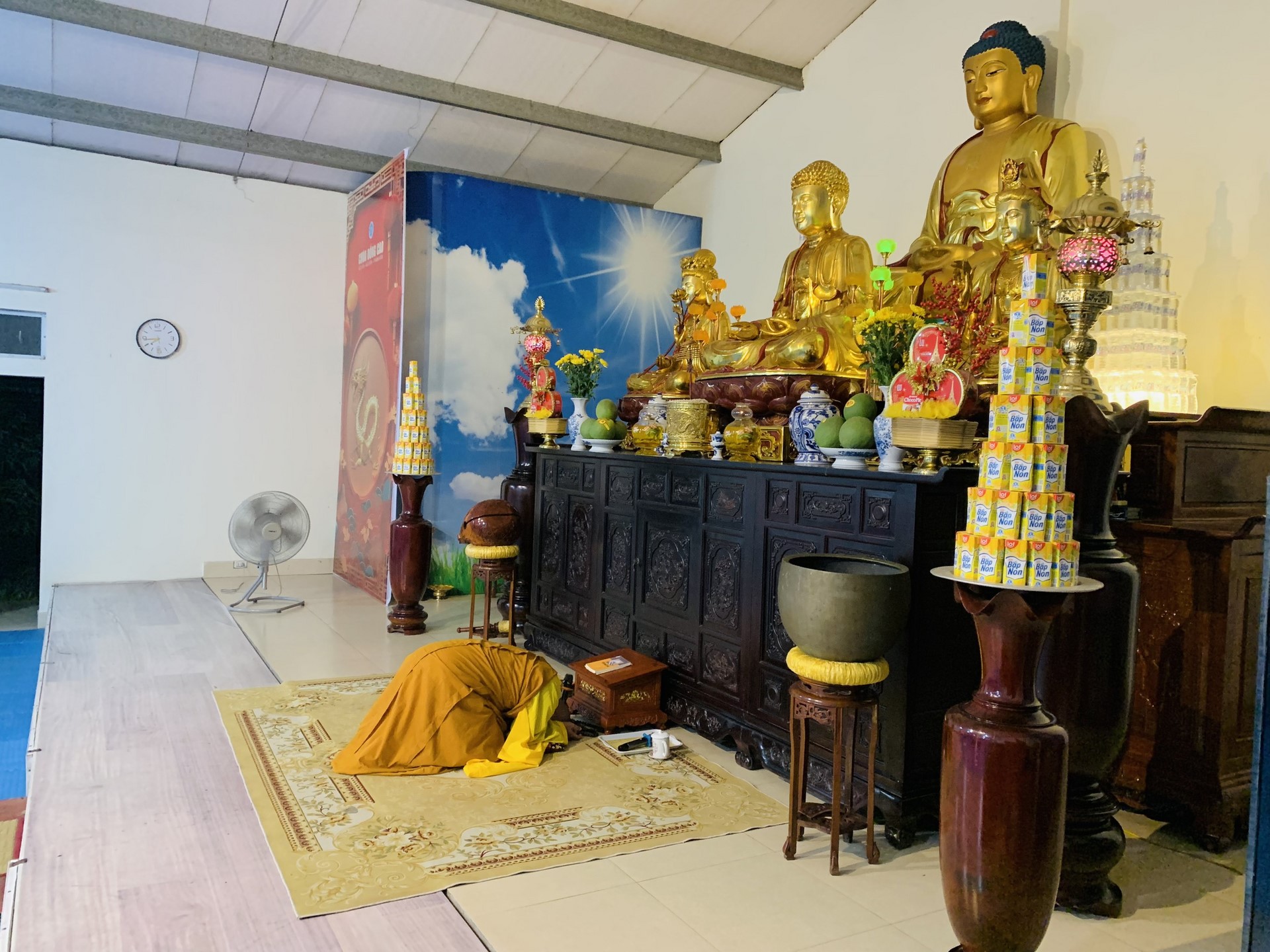 The 22nd Retreat “Learning the Practice as the Buddha Teachings” and a repentance ceremony at Dong Cao Pagoda, Thanh Hoa
