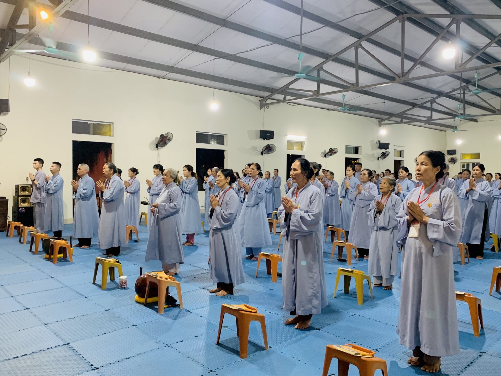 The 22nd Retreat “Learning the Practice as the Buddha Teachings” and a repentance ceremony at Dong Cao Pagoda, Thanh Hoa