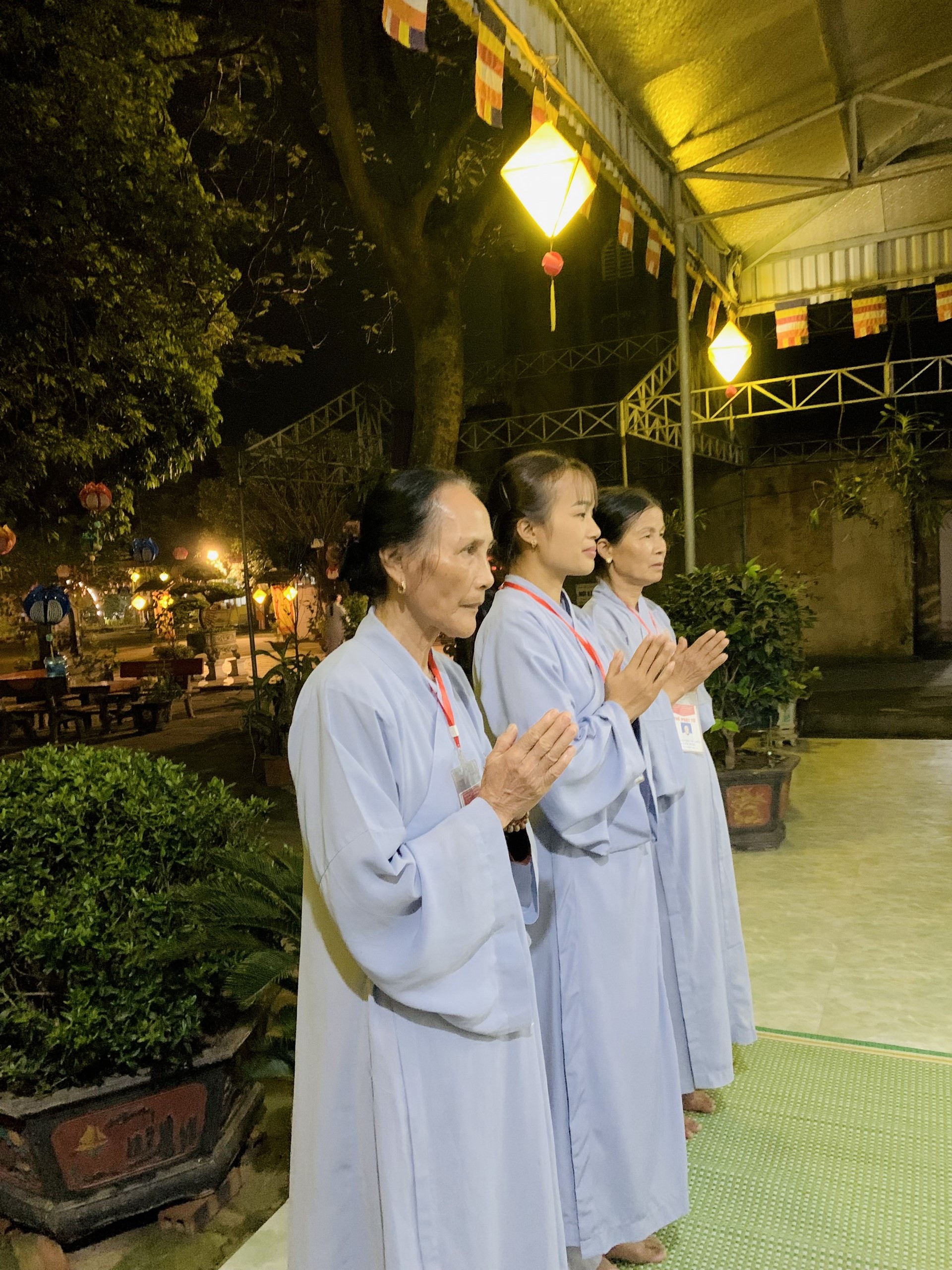 The 22nd Retreat “Learning the Practice as the Buddha Teachings” and a repentance ceremony at Dong Cao Pagoda, Thanh Hoa