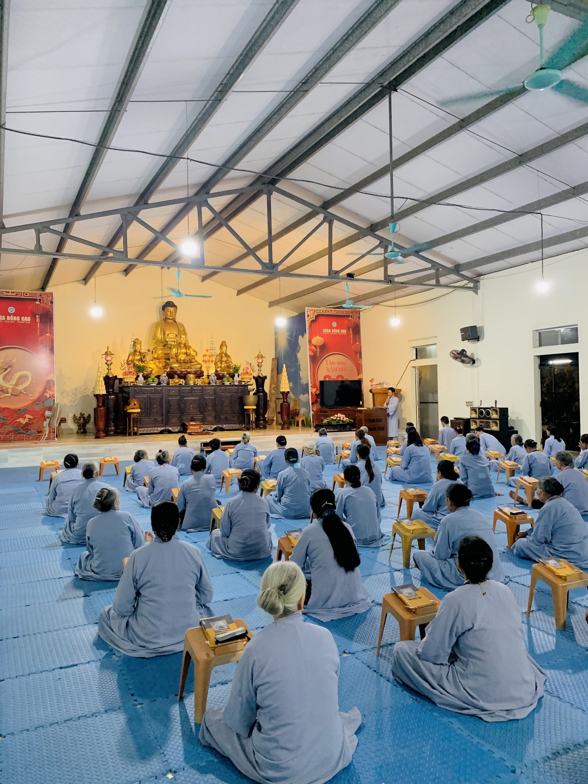 The 22nd Retreat “Learning the Practice as the Buddha Teachings” and a repentance ceremony at Dong Cao Pagoda, Thanh Hoa