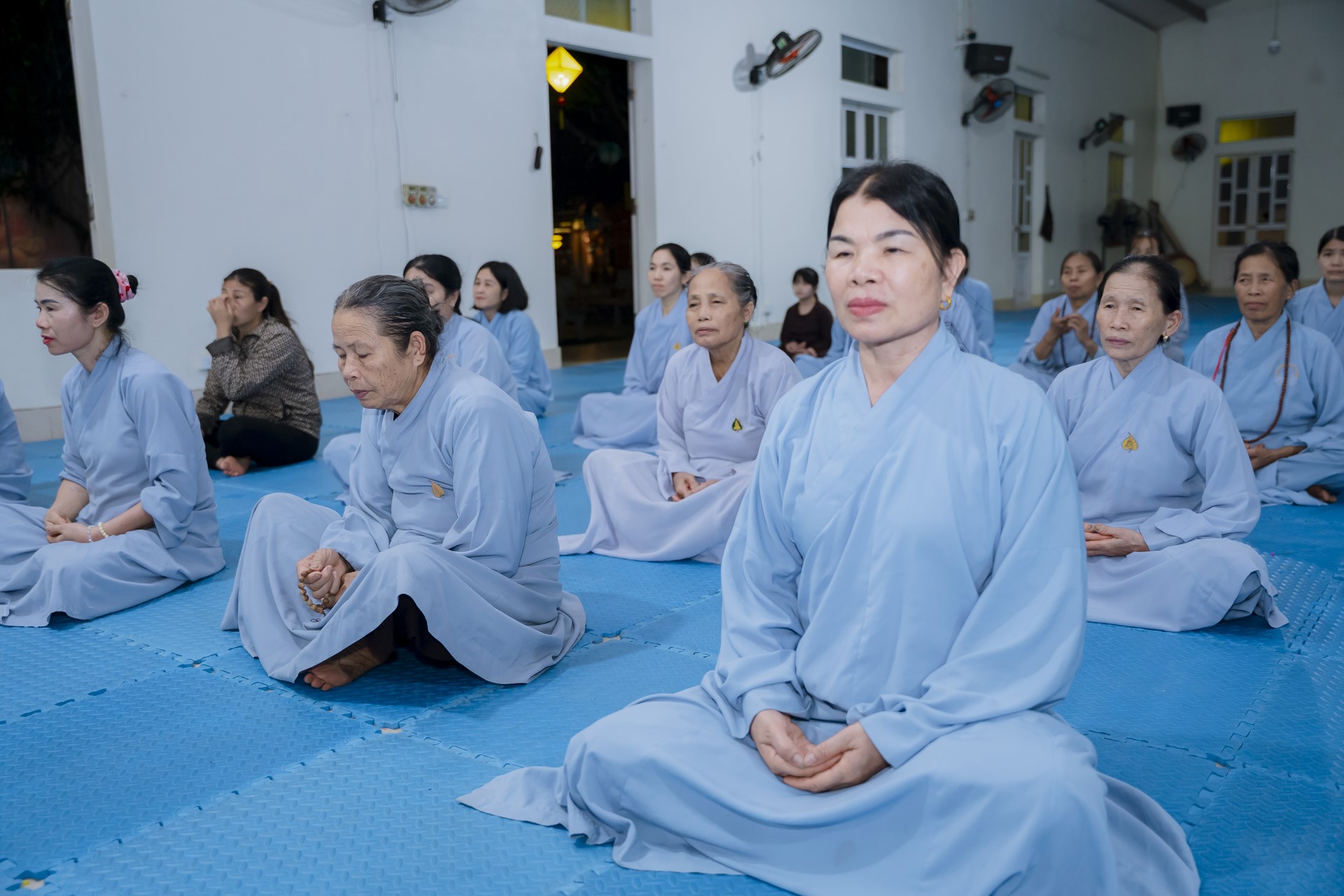 The 22nd Retreat “Learning the Practice as the Buddha Teachings” and a repentance ceremony at Dong Cao Pagoda, Thanh Hoa