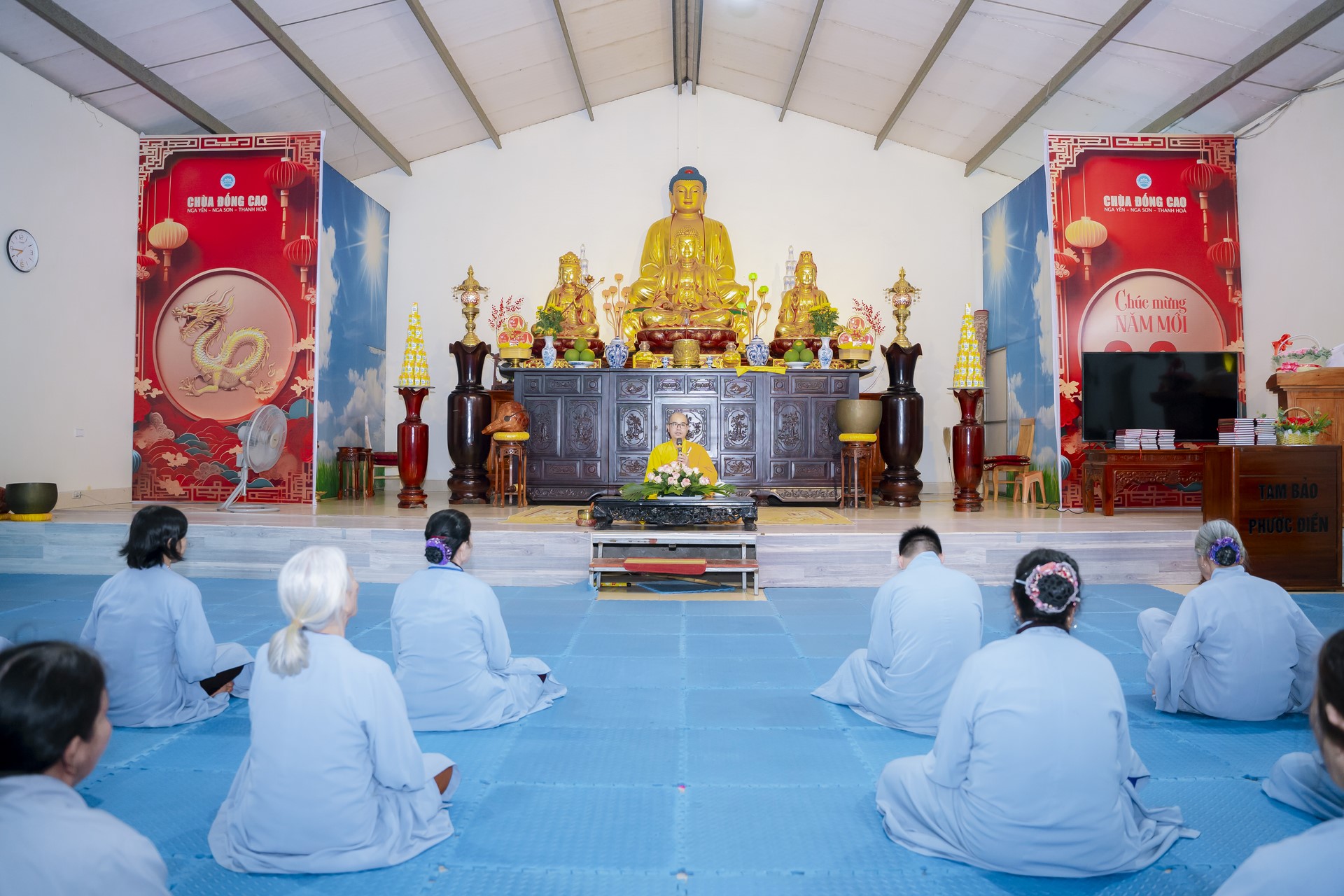 The 22nd Retreat “Learning the Practice as the Buddha Teachings” and a repentance ceremony at Dong Cao Pagoda, Thanh Hoa