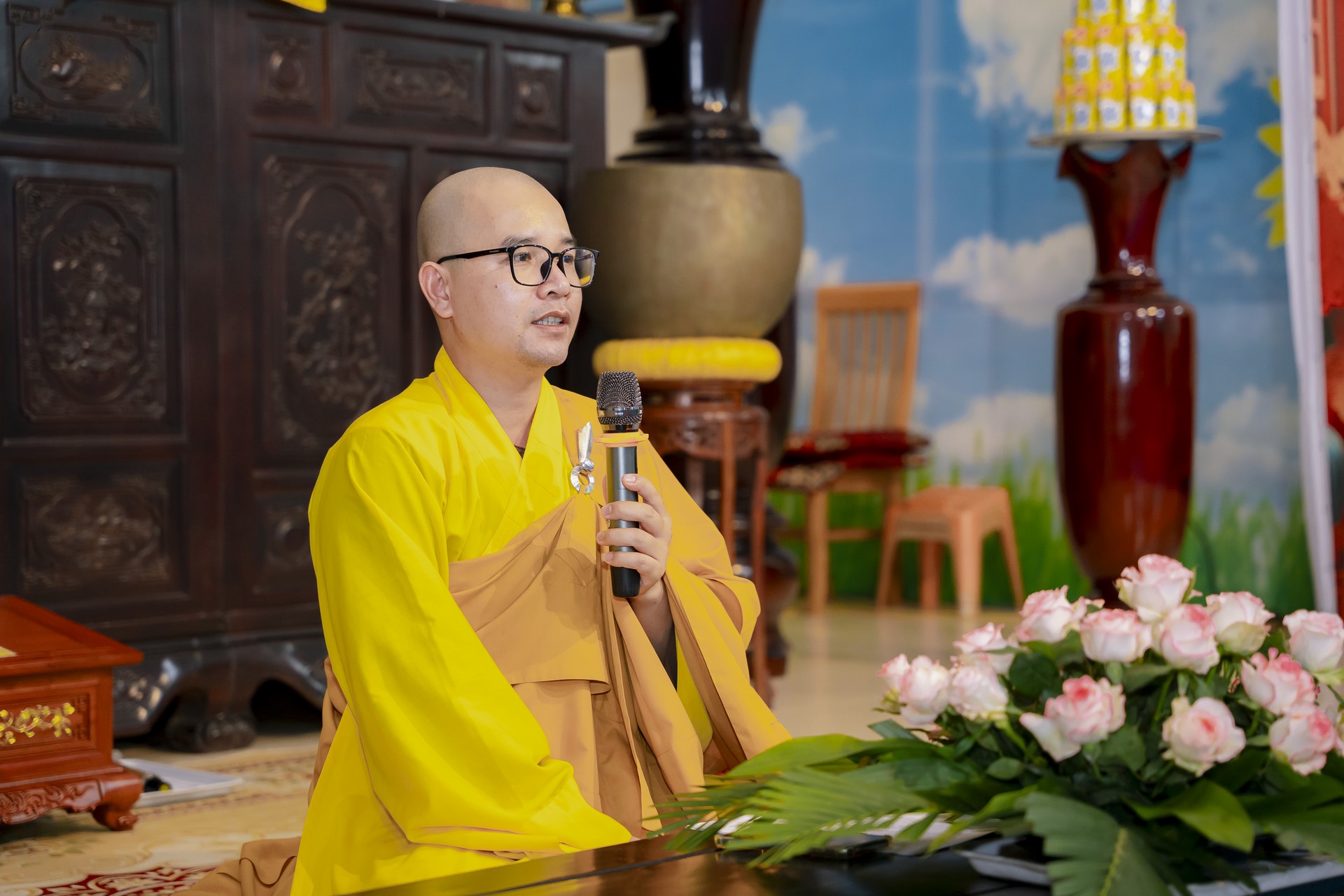 The 22nd Retreat “Learning the Practice as the Buddha Teachings” and a repentance ceremony at Dong Cao Pagoda, Thanh Hoa