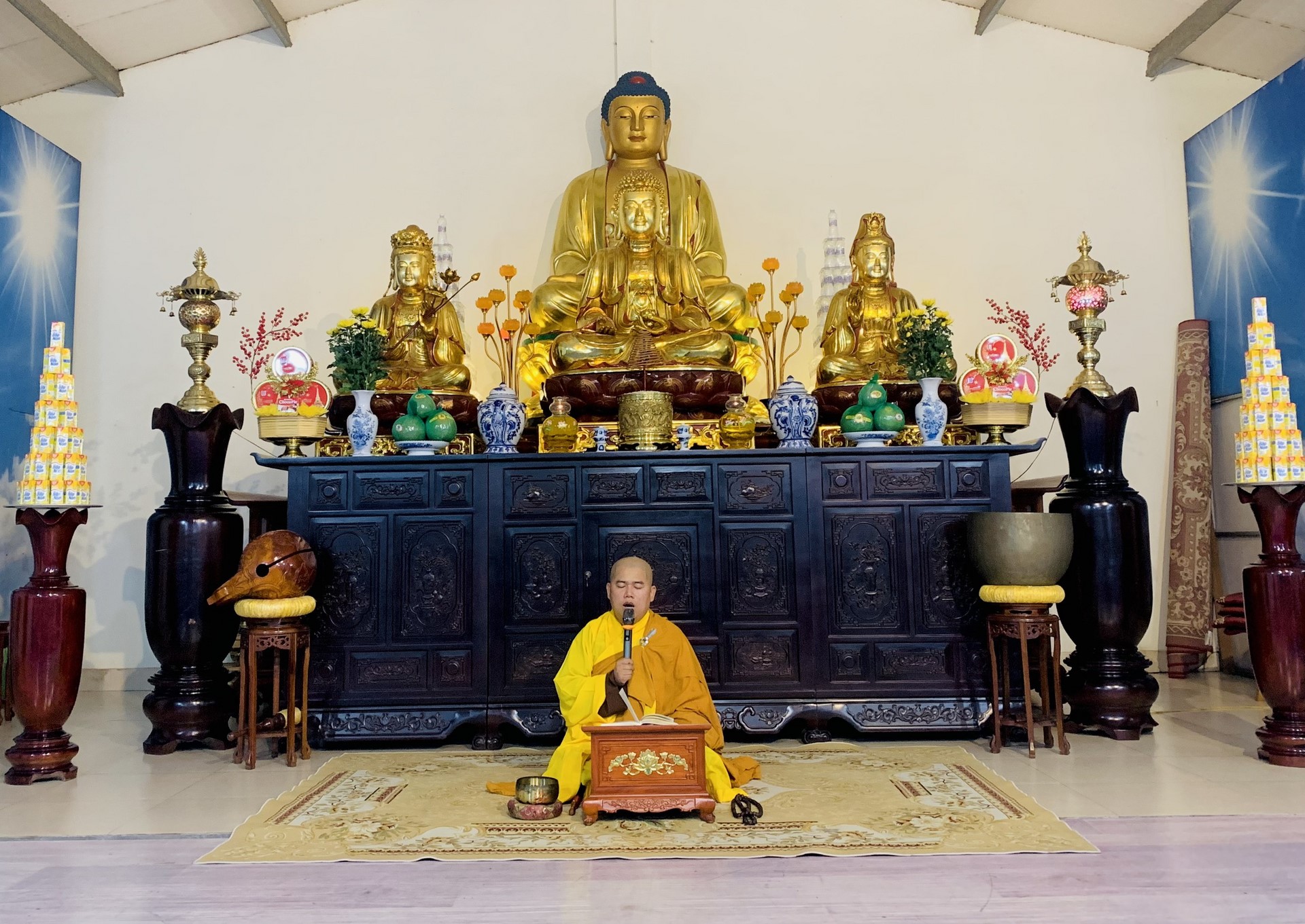 The 22nd Retreat “Learning the Practice as the Buddha Teachings” and a repentance ceremony at Dong Cao Pagoda, Thanh Hoa