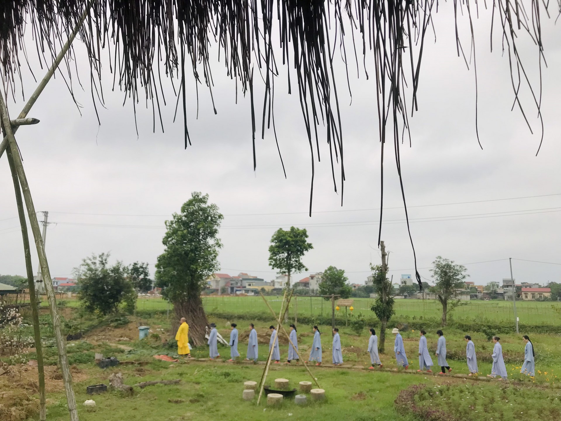 The 22nd Retreat “Learning the Practice as the Buddha Teachings” and a repentance ceremony at Dong Cao Pagoda, Thanh Hoa