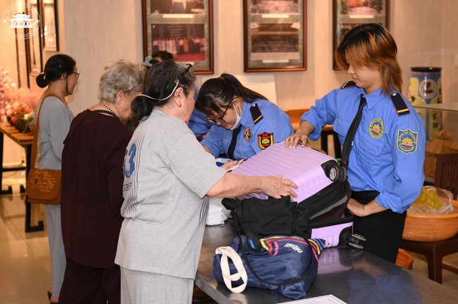 Entering into the 102nd Seven-Day Retreat