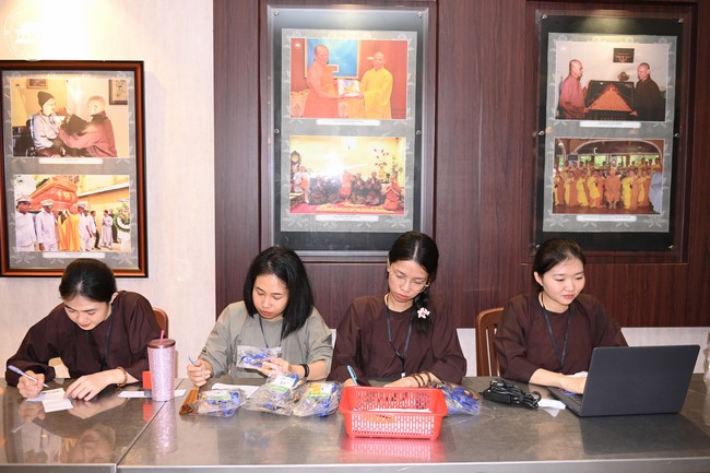 Entering into the 102nd Seven-Day Retreat