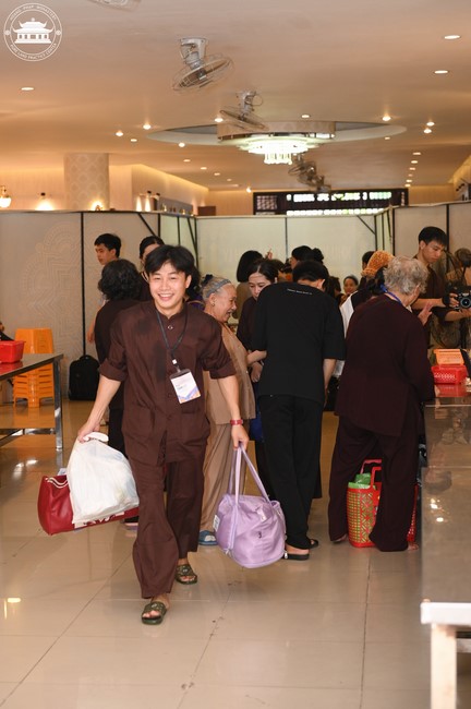 Entering into the 102nd Seven-Day Retreat