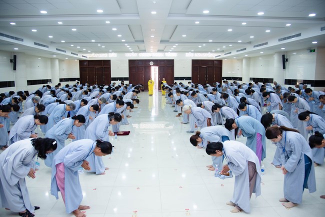 Opening the 102 nd Seven - Day Retreat