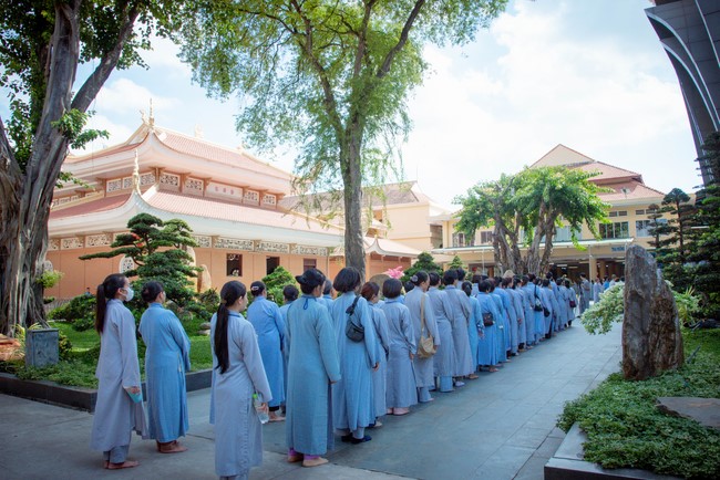 Opening the 102 nd Seven - Day Retreat