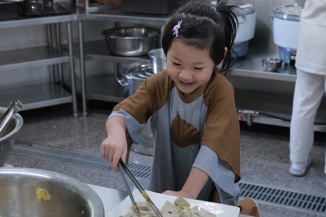 Chùa Linh Ẩn – Đài Loan: Pháp Hội trì tụng Kinh Địa Tạng Bồ Tát Bổn Nguyện tại MiaoLi