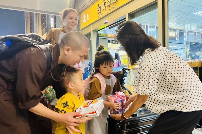 Chùa Linh Ẩn – Đài Loan: Pháp Hội trì tụng Kinh Địa Tạng Bồ Tát Bổn Nguyện tại MiaoLi