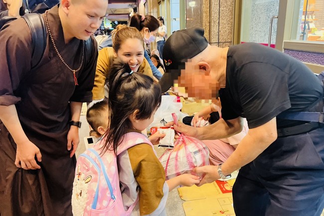 Chùa Linh Ẩn – Đài Loan: Pháp Hội trì tụng Kinh Địa Tạng Bồ Tát Bổn Nguyện tại MiaoLi