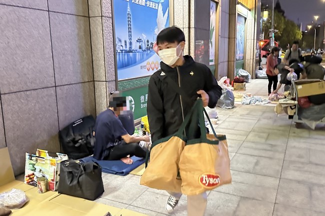 Chùa Linh Ẩn – Đài Loan: Pháp Hội trì tụng Kinh Địa Tạng Bồ Tát Bổn Nguyện tại MiaoLi