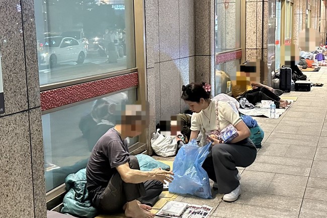 Chùa Linh Ẩn – Đài Loan: Pháp Hội trì tụng Kinh Địa Tạng Bồ Tát Bổn Nguyện tại MiaoLi