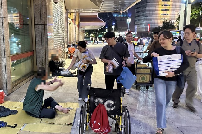 Chùa Linh Ẩn – Đài Loan: Pháp Hội trì tụng Kinh Địa Tạng Bồ Tát Bổn Nguyện tại MiaoLi