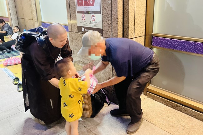 Chùa Linh Ẩn – Đài Loan: Pháp Hội trì tụng Kinh Địa Tạng Bồ Tát Bổn Nguyện tại MiaoLi