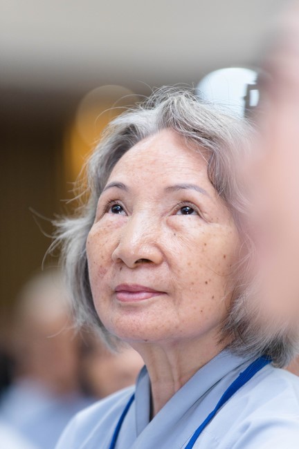 Dharma talk Five big questions of human life in the 102nd Seven-day Retreat