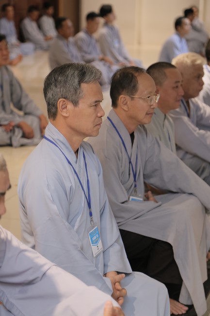 Dharma talk Five big questions of human life in the 102nd Seven-day Retreat