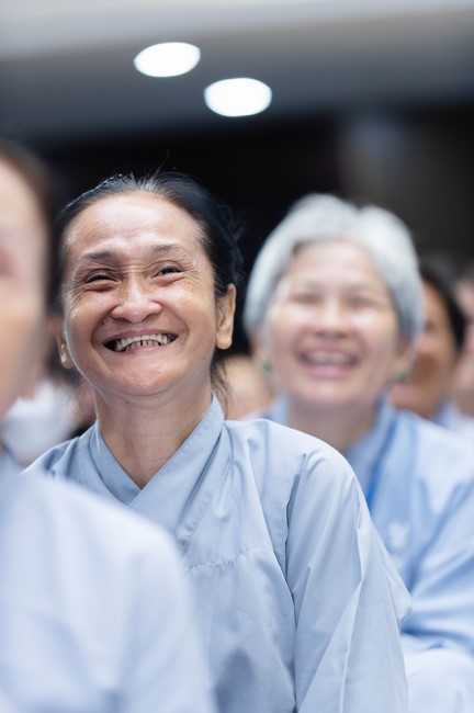 Dharma talk Five big questions of human life in the 102nd Seven-day Retreat